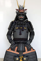 日本武士甲胄-鐵錆地塗小鬼頭前立當世具足（定做）