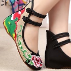 Mid Heel Flower Embroidery Shoes (Black)