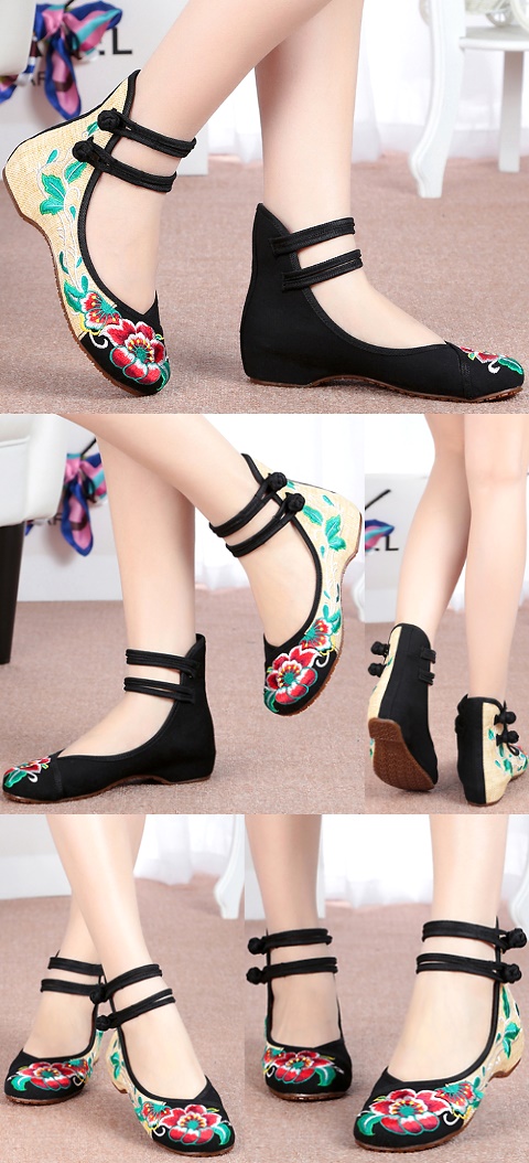 Mid Heel Flower Embroidery Shoes (Black)