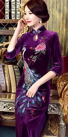 Elbow-sleeve Embroidery Velvet Cheongsam (RM)