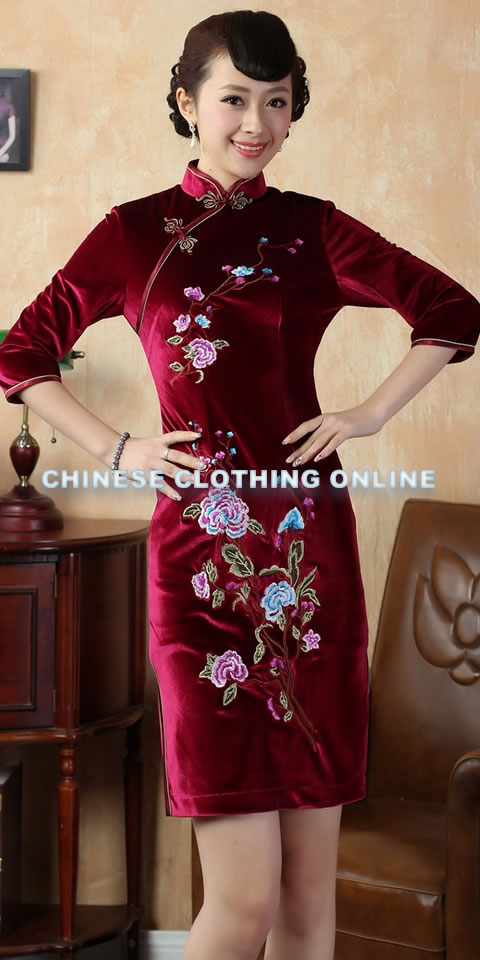 Elbow-sleeve Short-length Embroidery Velvet Cheongsam (RM)