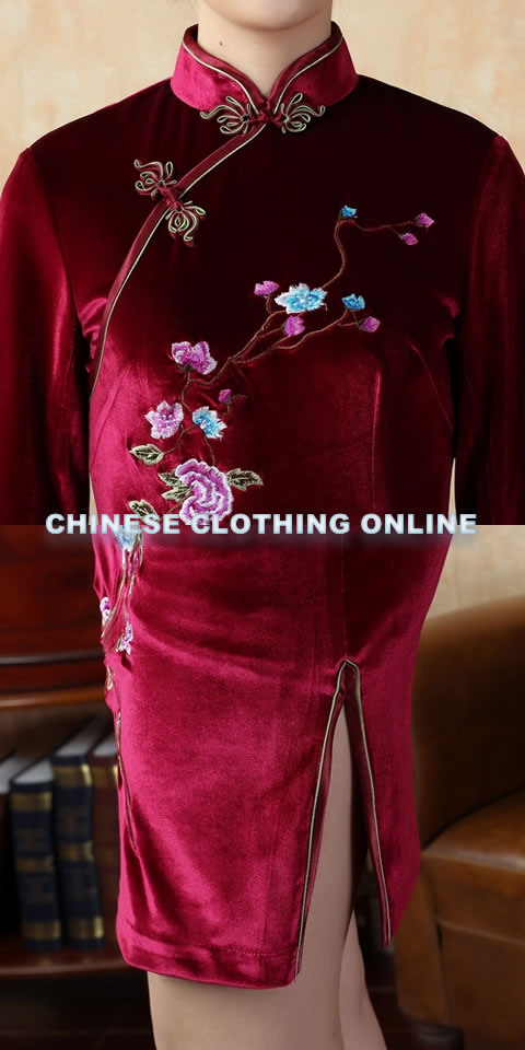 Elbow-sleeve Short-length Embroidery Velvet Cheongsam (RM)