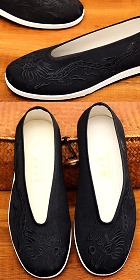 Chinese Round Opening Embroidery Cloth Shoes (RM)