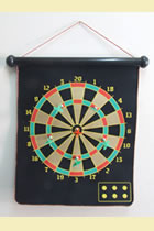 Magnetic Dartboard w/ Six Darts