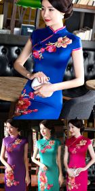 Long-length Silky Embroidery Cheongsam (CM/RM)