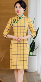 Bargain - 3/4-sleeve Mid-length Checkered Cheongsam (RM)