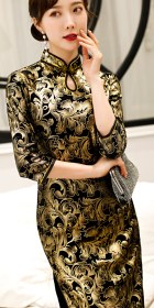 3/4-sleeve Mid-length Velvet Cheongsam (RM)