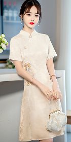 Modernized Short-sleeve Jacquard Mid-length Cheongsam (RM)