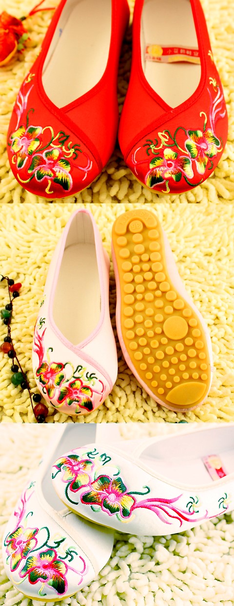 Low Heel Floral Embroidery Shoes (Multicolor)