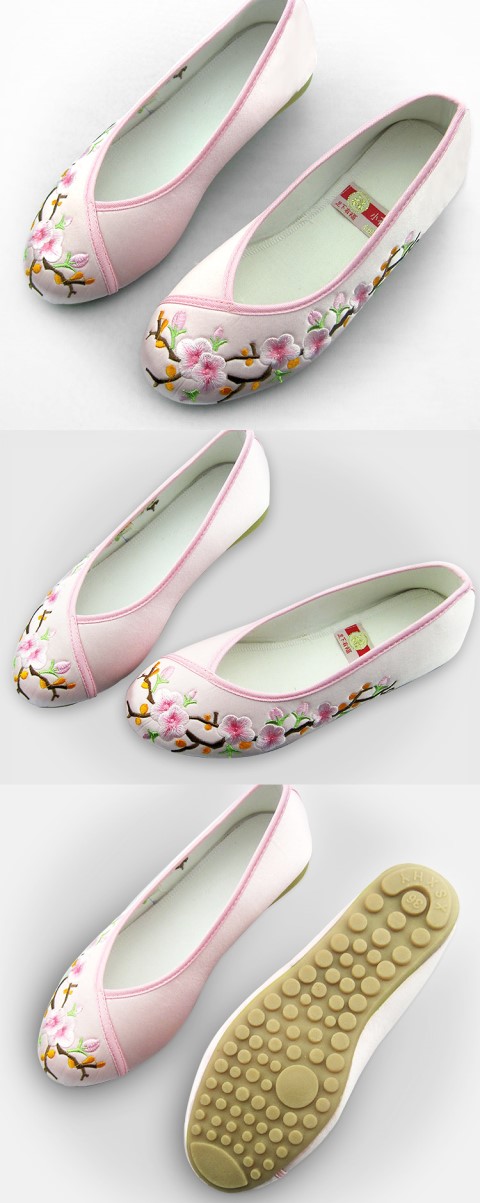 Plum Blossom Embroidery Shoes (RM)