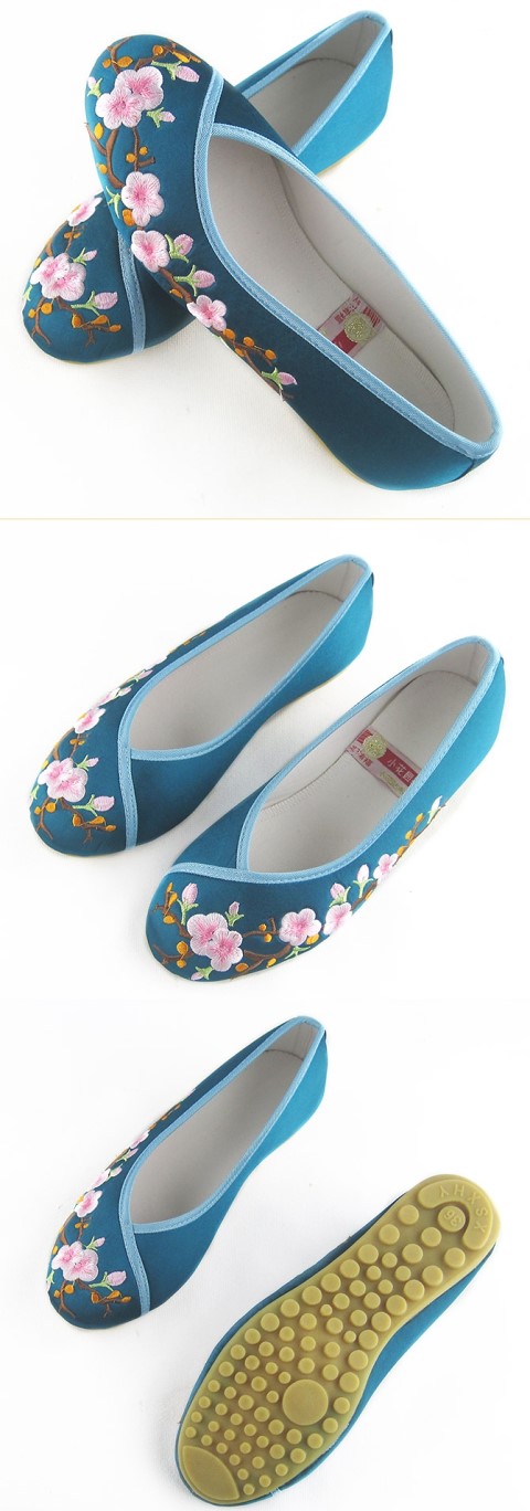 Plum Blossom Embroidery Shoes (RM)