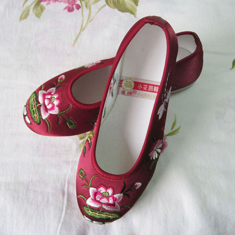 Brocade Embroidery Shoes