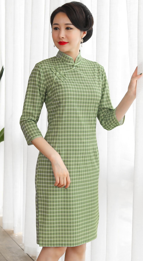 3/4-sleeve Mid-length Checkered Cheongsam (RM)