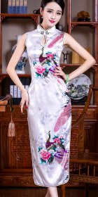Sleeveless Long-length Peacock Cheongsam (RM)