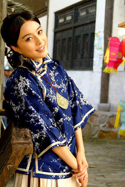 3/4-sleeve Mandarin Blouse (CM)